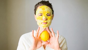 lemon on face 